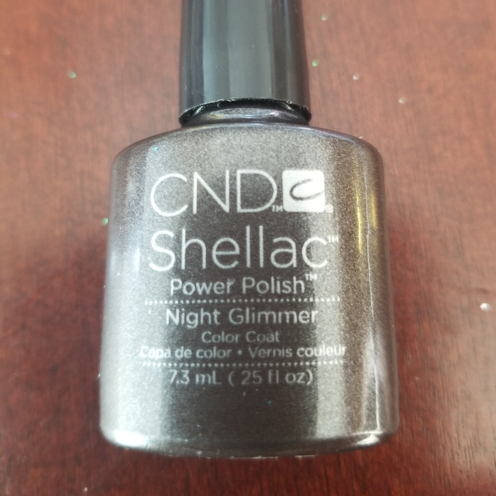 CND Shellac